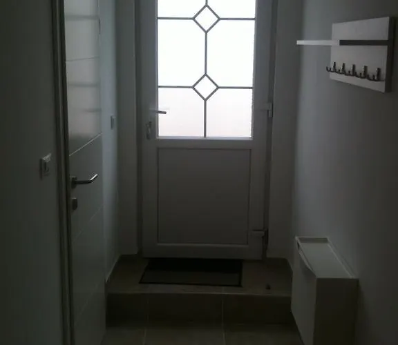 Ana-marin Apartmán *